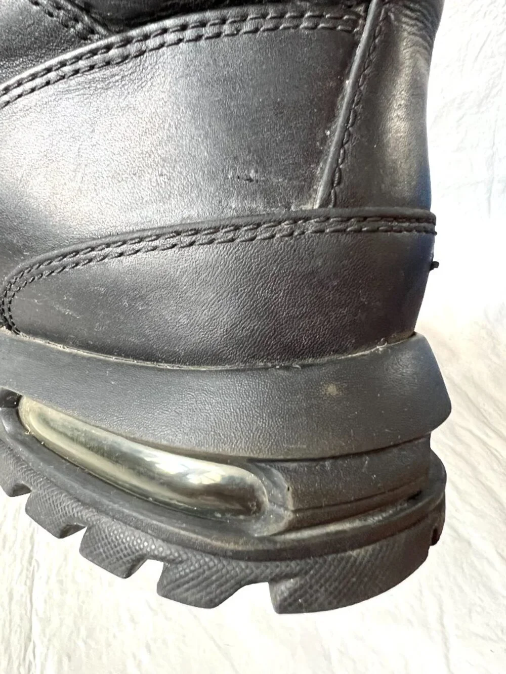 Nike Air Max Goadome boots US mens 12 triple black leather ACG lace up sneaker
